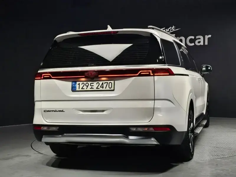 2021 Kia Carnival с пробегом 148 313 км