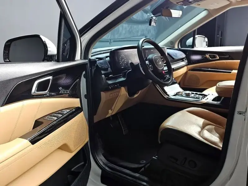 2021 Kia Carnival с пробегом 148 313 км