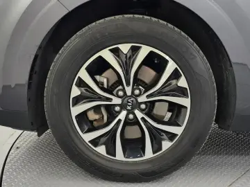 2021 Kia Carnival с пробегом 129 561 км