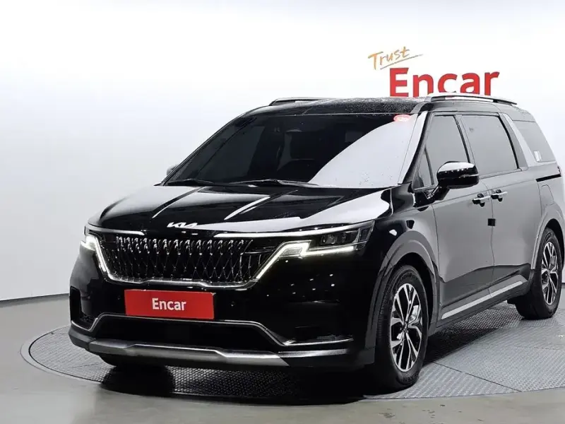 2022 Kia Carnival с пробегом 82 068 км