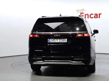 2022 Kia Carnival с пробегом 82 068 км