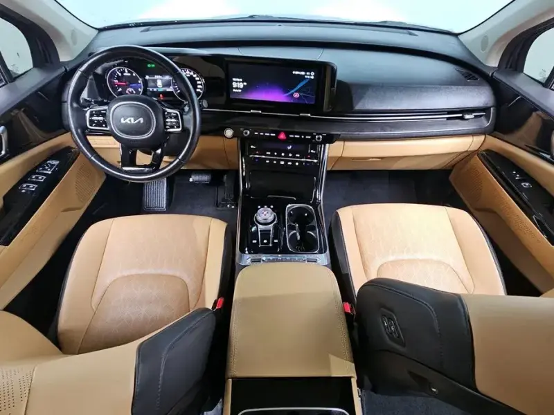 2022 Kia Carnival с пробегом 82 068 км