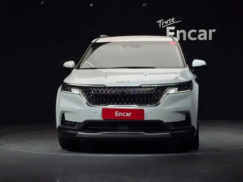 2022 Kia Carnival с пробегом 62 173 км