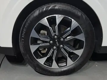 2022 Kia Carnival с пробегом 62 173 км