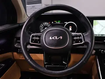 2022 Kia Carnival с пробегом 84 551 км