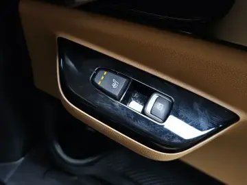 2022 Kia Carnival с пробегом 82 068 км