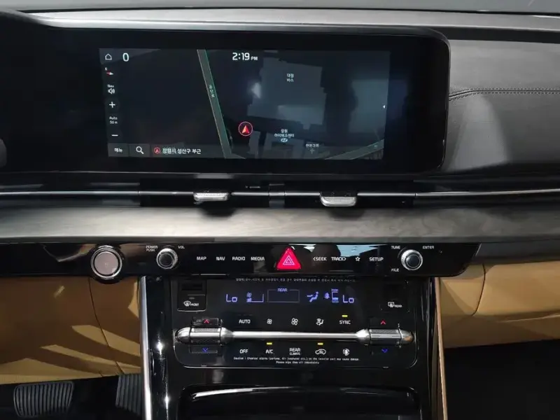 2022 Kia Carnival с пробегом 62 173 км