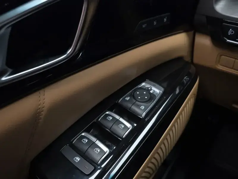 2022 Kia Carnival с пробегом 62 173 км