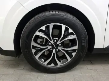 2023 Kia Carnival с пробегом 52 541 км