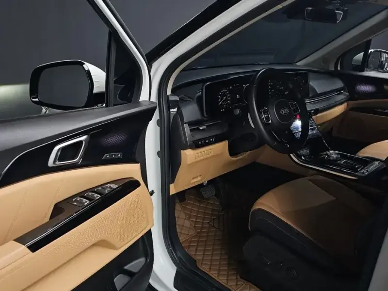 2021 Kia Carnival с пробегом 127 675 км