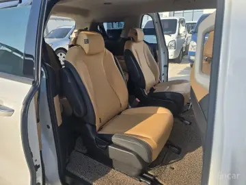 2021 Kia Carnival с пробегом 112 000 км