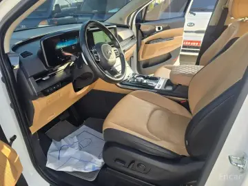 2021 Kia Carnival с пробегом 112 000 км