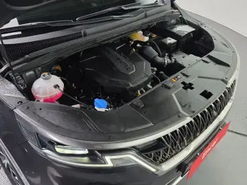 2022 Kia Carnival с пробегом 20 715 км