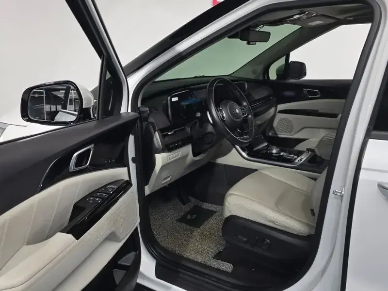 2021 Kia Carnival с пробегом 132 190 км