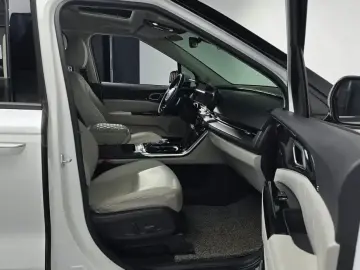 2021 Kia Carnival с пробегом 132 190 км