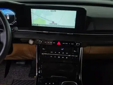 2022 Kia Carnival с пробегом 20 715 км