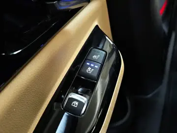 2022 Kia Carnival с пробегом 60 757 км