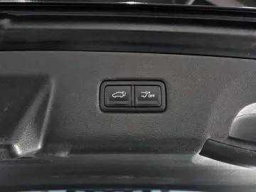 2022 Kia Carnival с пробегом 60 757 км