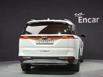 2022 Kia Carnival с пробегом 75 066 км