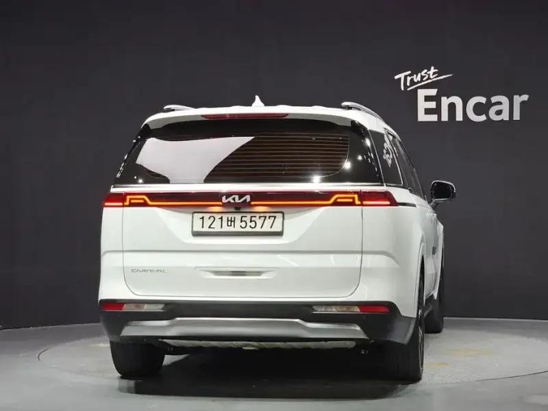 2022 Kia Carnival с пробегом 75 066 км