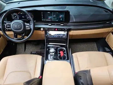 2021 Kia Carnival с пробегом 69 153 км