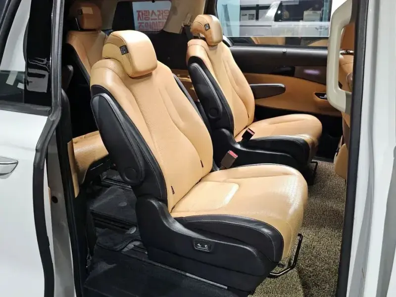 2021 Kia Carnival с пробегом 69 153 км