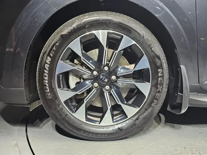 2021 Kia Carnival с пробегом 53 518 км