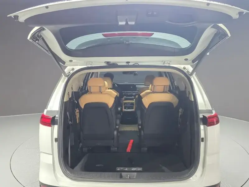 2021 Kia Carnival с пробегом 69 153 км