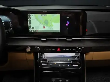 2023 Kia Carnival с пробегом 77 358 км