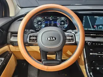 2021 Kia Carnival с пробегом 53 518 км