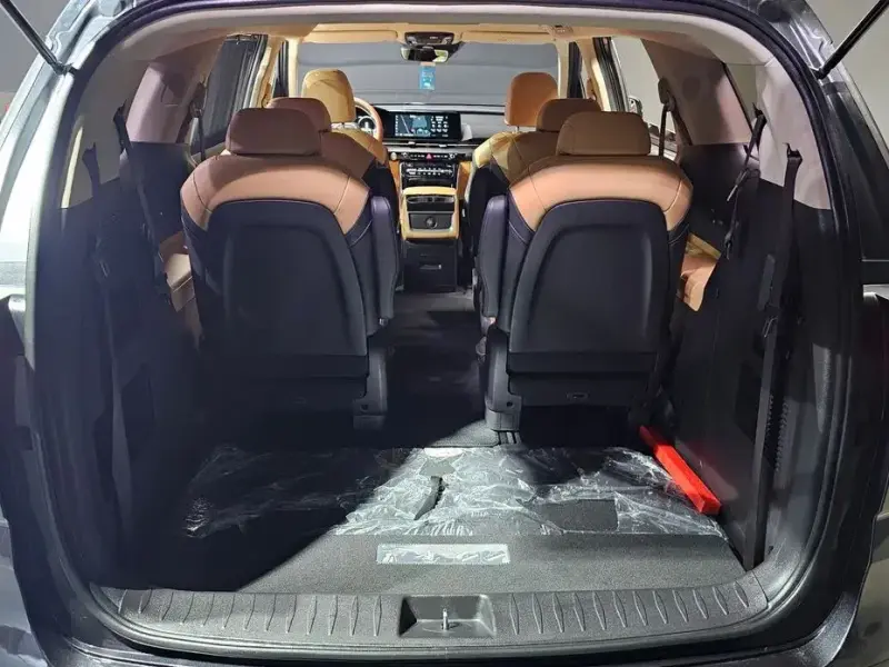 2021 Kia Carnival с пробегом 53 518 км