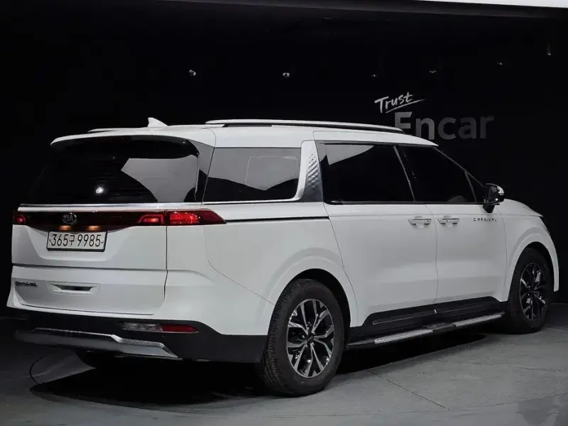 2021 Kia Carnival с пробегом 115 519 км