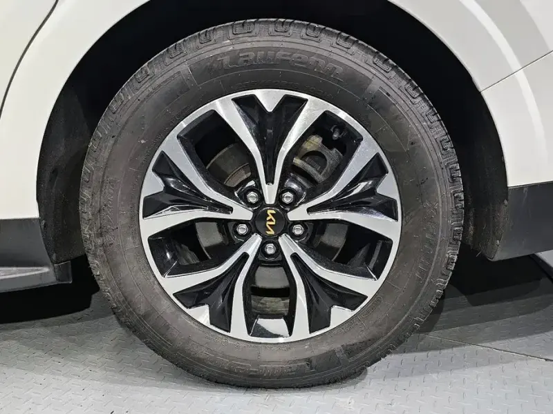 2021 Kia Carnival с пробегом 115 519 км