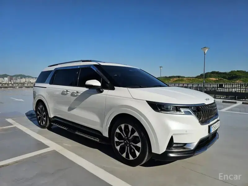 2022 Kia Carnival с пробегом 65 266 км
