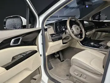 2021 Kia Carnival с пробегом 115 519 км