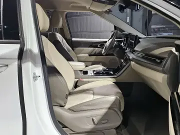 2021 Kia Carnival с пробегом 115 519 км