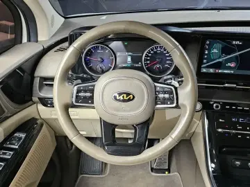 2021 Kia Carnival с пробегом 115 519 км