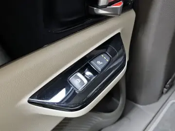 2021 Kia Carnival с пробегом 115 519 км