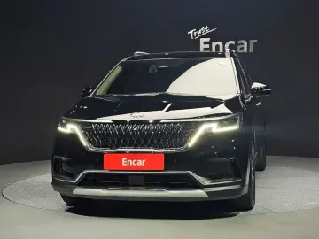 2021 Kia Carnival с пробегом 82 372 км
