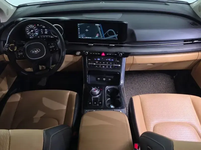 2021 Kia Carnival с пробегом 30 166 км