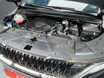 2023 Kia Carnival с пробегом 41 321 км