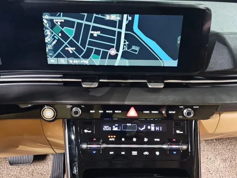 2021 Kia Carnival с пробегом 82 372 км