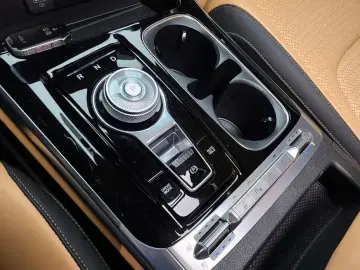 2023 Kia Carnival с пробегом 41 321 км
