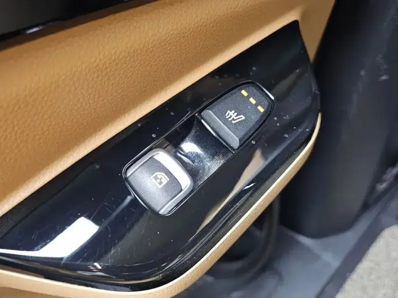 2021 Kia Carnival с пробегом 82 372 км