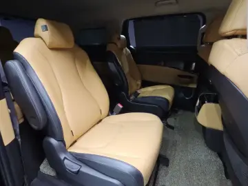 2021 Kia Carnival с пробегом 82 372 км