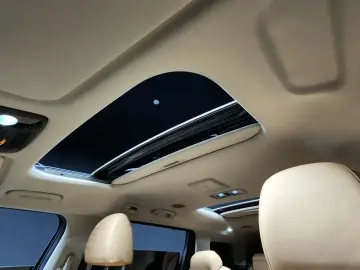 2023 Kia Carnival с пробегом 41 321 км
