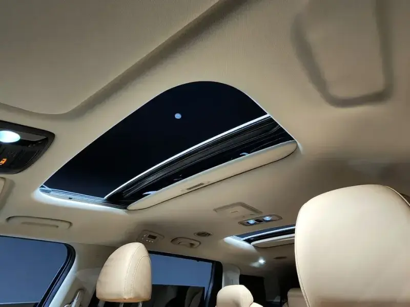 2023 Kia Carnival с пробегом 41 321 км