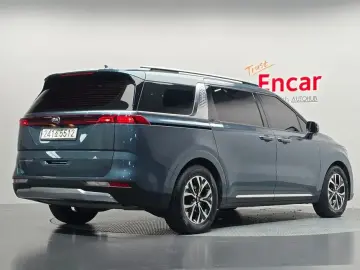 2021 Kia Carnival с пробегом 100 089 км