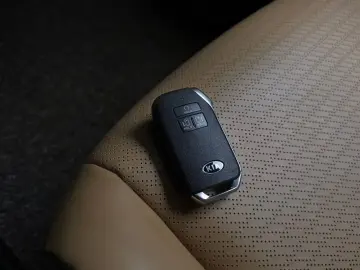 2021 Kia Carnival с пробегом 30 166 км