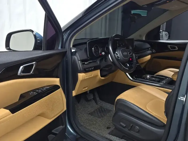2021 Kia Carnival с пробегом 100 089 км